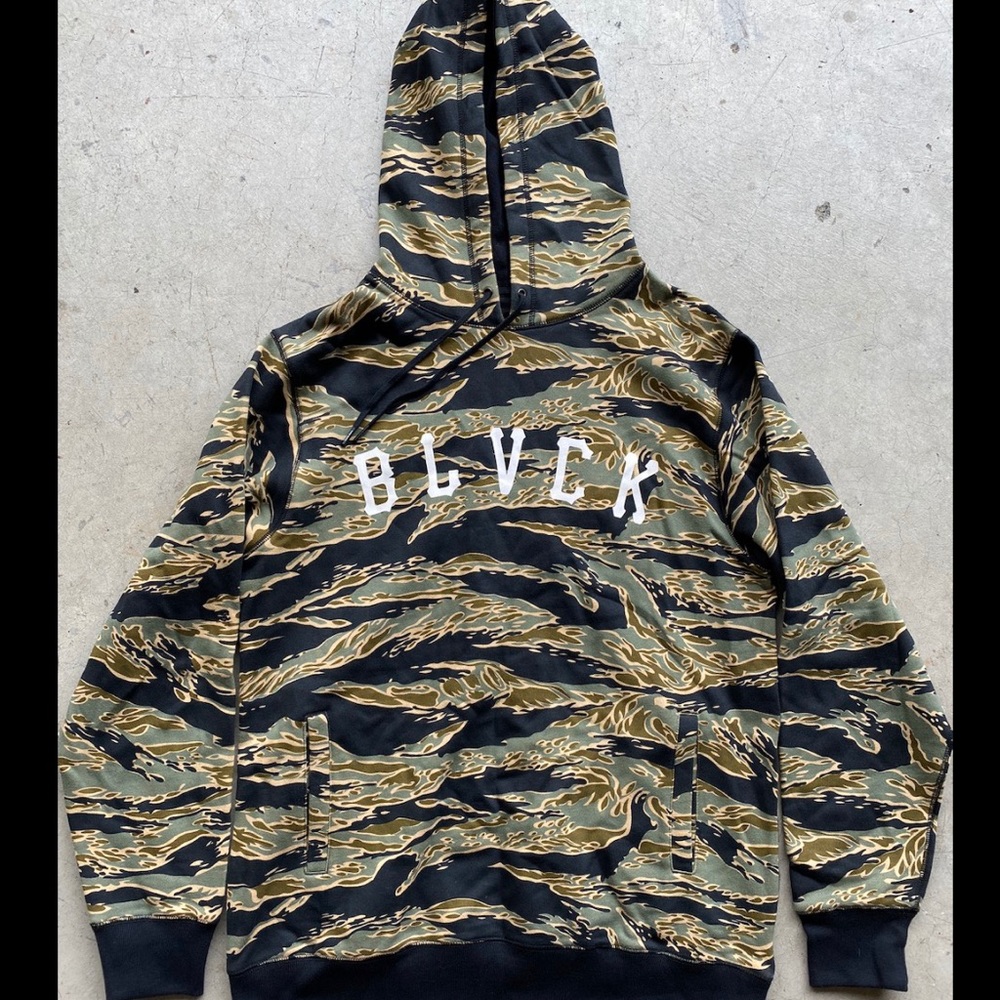 Black Scale Hoodie - Large